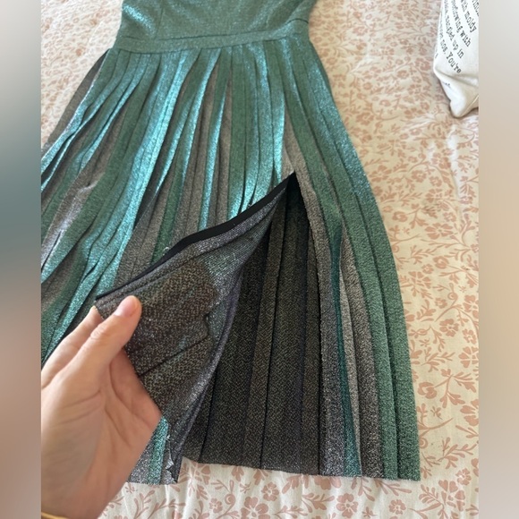 Misha Collection- NWT Metallic Green Pleated Janelle Strapless Mini Dress - Picture 5 of 7